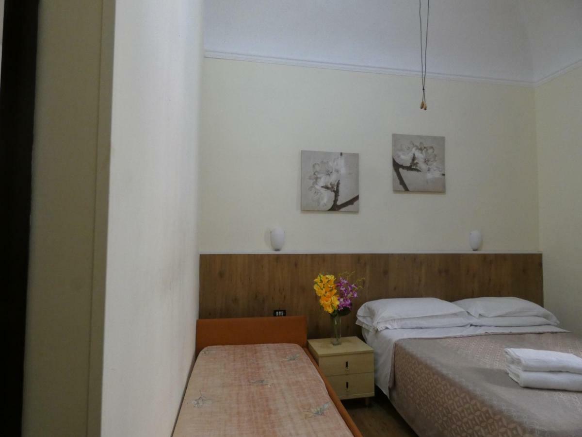 Sunlight Guest House Рим Экстерьер фото